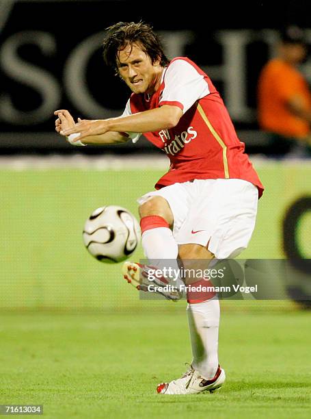 Tomas Rosicky of Arsenal in action during the UEFA Champions League Qualification third round match between Dinamo Zagreb and Arsenal at the Maksimir...