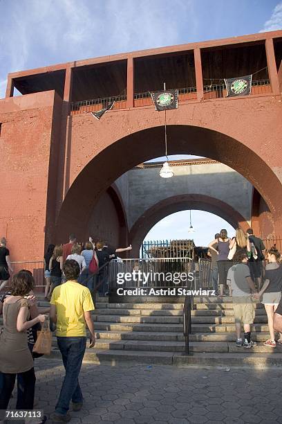 Sonic Youth and Yeah Yeah Yeahs perform at McCarren Pool Park on August 12, 2006 in New York City.