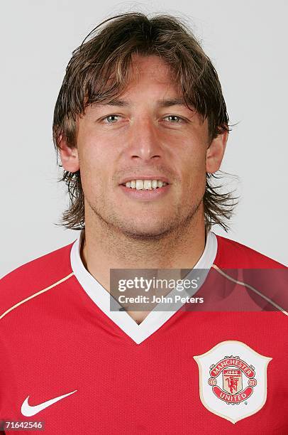 Gabriel Heinze of Manchester United poses during an official photocall at Carrington Training Ground on August 10 2006, in Manchester, England.