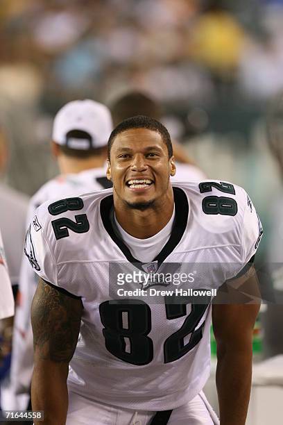 Tight end L.J. Smith of the Philadelphia Eagles watches from the sideline during the game against the Cleveland Browns on August 10, 2006 at Lincoln...