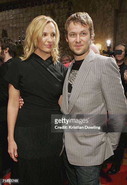 Actress Toni Collette and husband Dave Galafassi arrive at the 2006 ARIA Hall of Fame at the Regent Theatre on August 16, 2006 in Melbourne,...