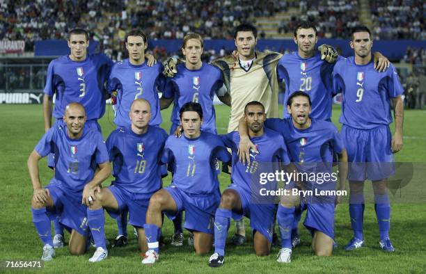 The Italian team pose for a group photograph prior to the International Friendly between Italy and Croatia at the Armando Picchi Stadium stadium on...