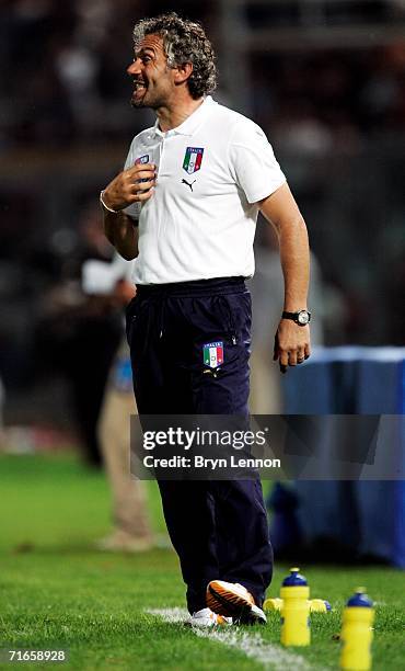 New Italy Manager Roberto Donadoni watches his team during the International Friendly between Italy and Croatia at the Armando Picchi Stadium on...