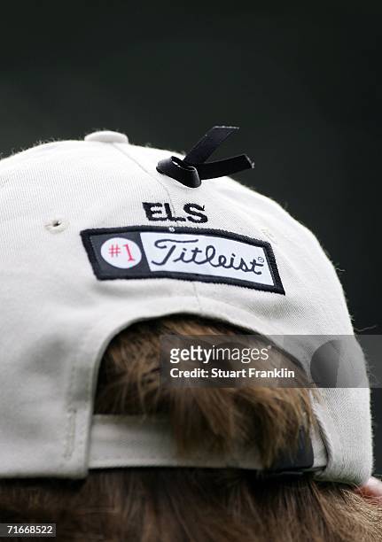 Ernie Els wears a black ribbon in remembrance of Heather Clark, the wife of Darren Clark, during the first round of the 2006 PGA Championship at...