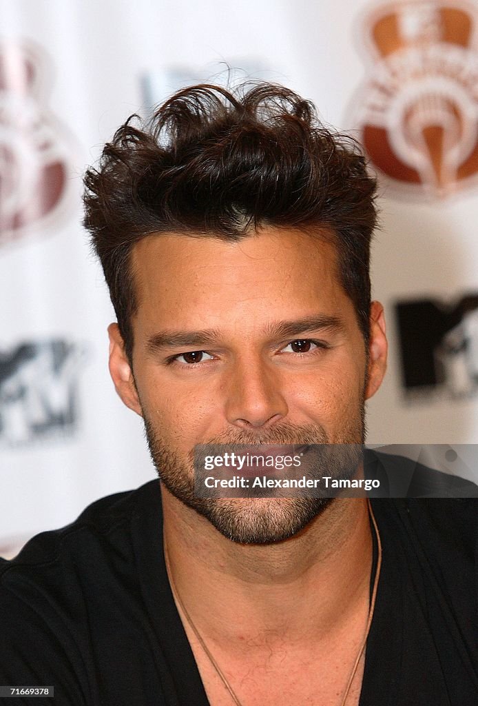 Ricky Martin MTV Unplugged - Press Conference