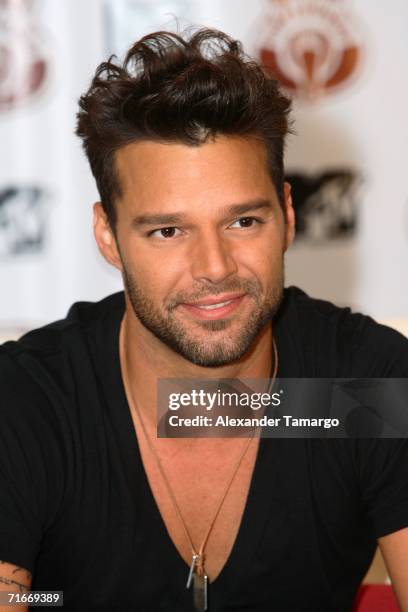 Latin musician Ricky Martin appears at a press conference following his MTV Unplugged performance at the Bank United Center at the University of...