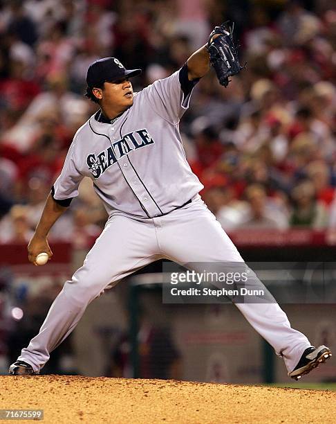 Starting pitcher Felix Hernanadez of the Seattle Mariners throws a pitch against the Los Angeles Angels of Anaheim at Angel Stadium August 18, 2006...