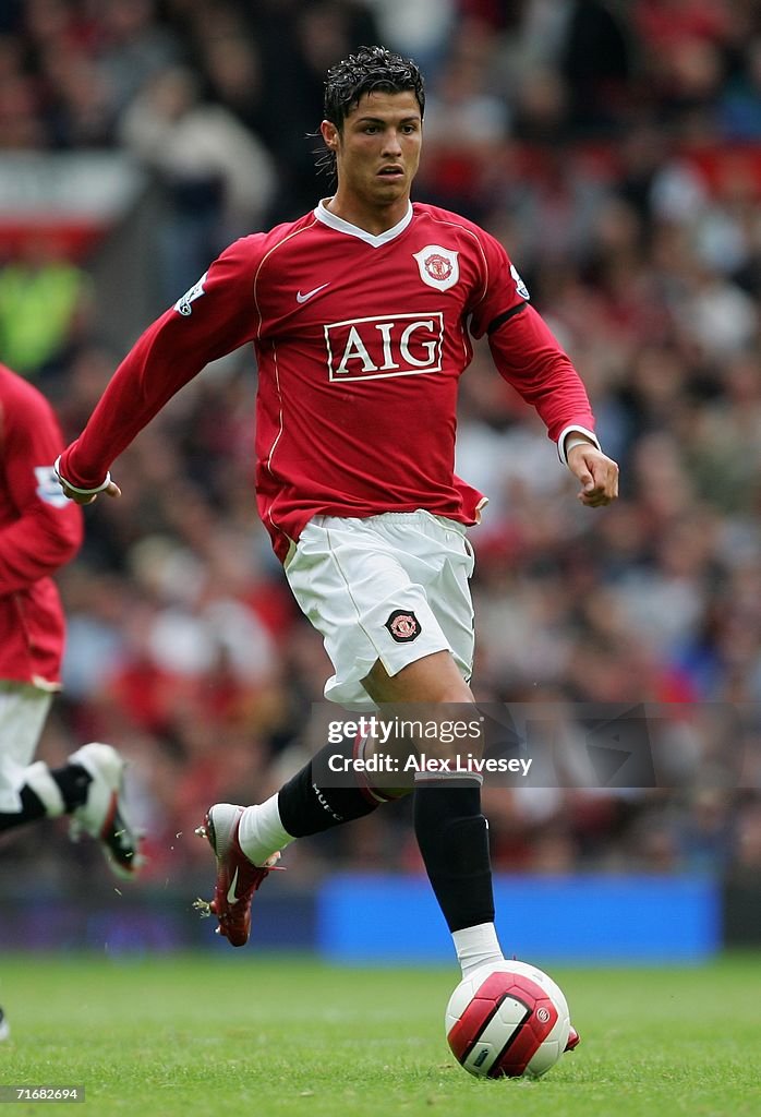 Manchester United v Fulham