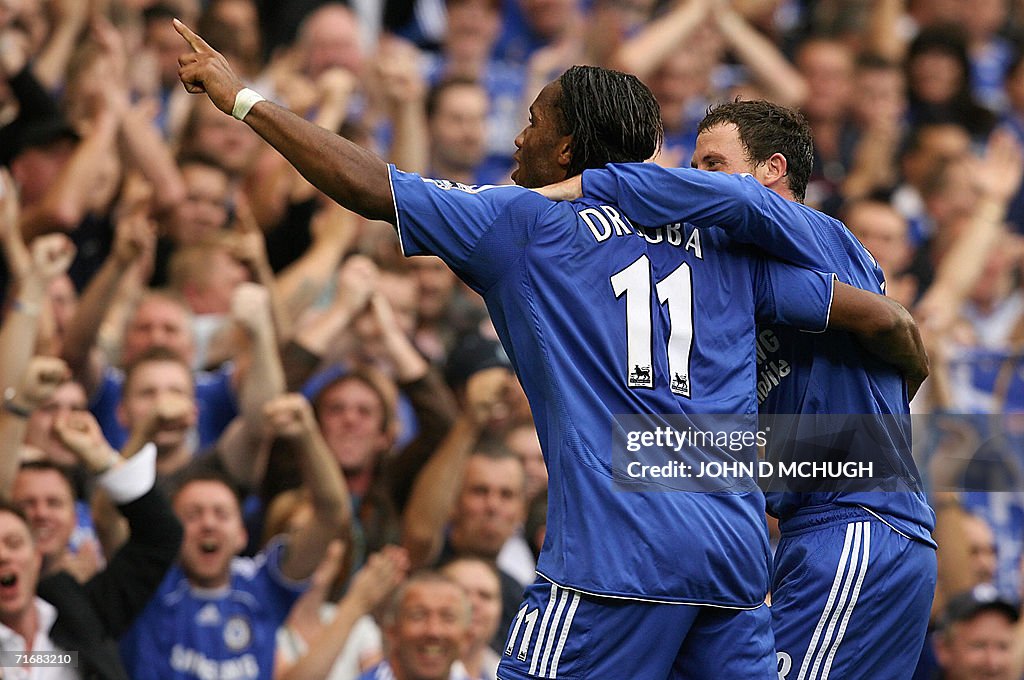 Chelsea's Didier Drogba celebrates with