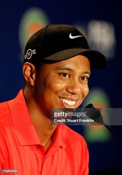 Tiger Woods talks to the media after winning the 2006 PGA Championship at Medinah Country Club on August 20, 2006 in Medinah, Illinois.