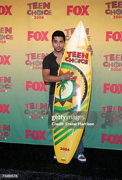 Actor Wilmer Valderrama poses in the press room at the 8th Annual Teen Choice Awards at the Gibson Amphitheatre on August 20, 2006 in Universal City,...