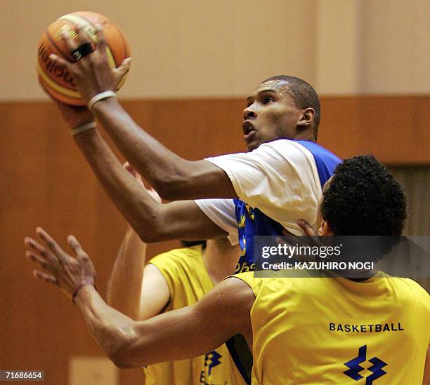 Brazilian NBA player Leandrinho Barbosa attempts a move to the basket during an official practice session for the Group C preliminary round matches...