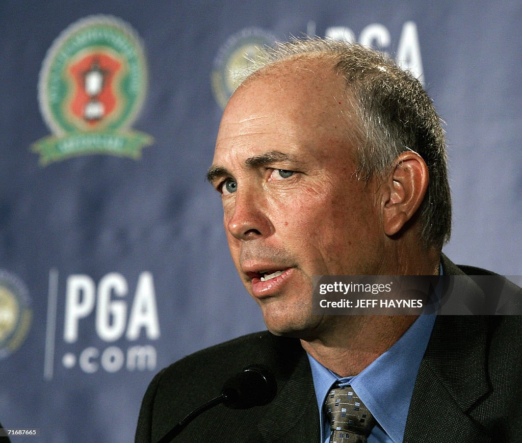 US Ryder Cup captain Tom Lehman talks to