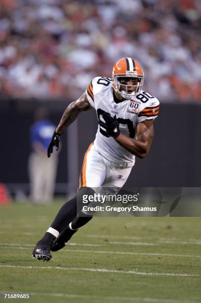 Tight end Kellen Winslow of the Cleveland Browns runs on the field during the preseason game against the Detroit Lions at Cleveland Browns Stadium on...