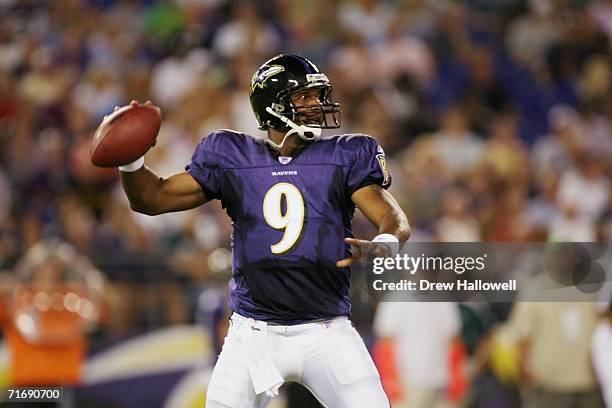 Quarterback Steve McNair of the Baltimore Ravens passes the ball during the game against the Philadelphia Eagles on August 17, 2006 at M&T Bank...