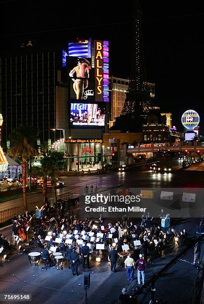 Entertainer Jerry Lewis conducts the Las Vegas Philharmonic on the Strip as he tapes the show opener for the 41st annual Labor Day Telethon to...