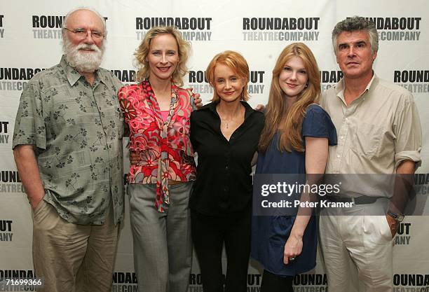Robin Rabe 170 Peter Rabe Stock Photos, High-Res Pictures, and Images - Getty Images