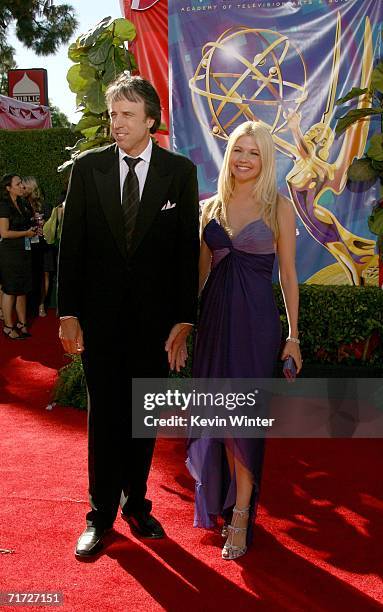 Actor Kevin Nealon with wife Susan Yeagley arrive at the 58th Annual Primetime Emmy Awards at the Shrine Auditorium on August 27, 2006 in Los...