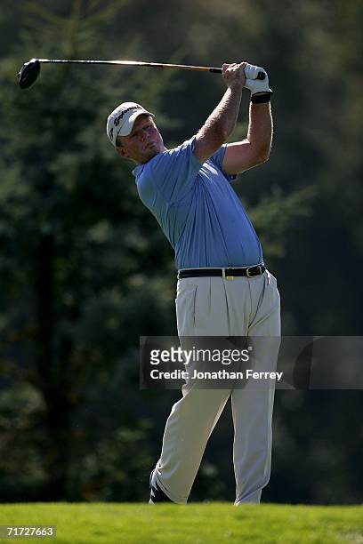 Lonnie Nielsen tees off on the 9th hole during the final round of the Champions Tour Jeld-Wen Tradition on August 27, 2006 at The Reserve Vineyard...