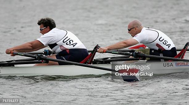 Adaptive Double Sculls winners Angela Madsen and Scott Brown of the USA in action during the finals of FISA World Rowing Championships 2006 on August...