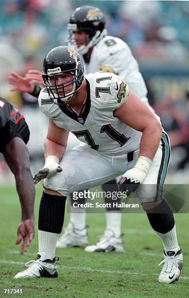 Tony Boselli of the Jacksonville Jaguars gets ready to move at the snap during a game against the Cincinnati Bengals at Alltel Stadium in...