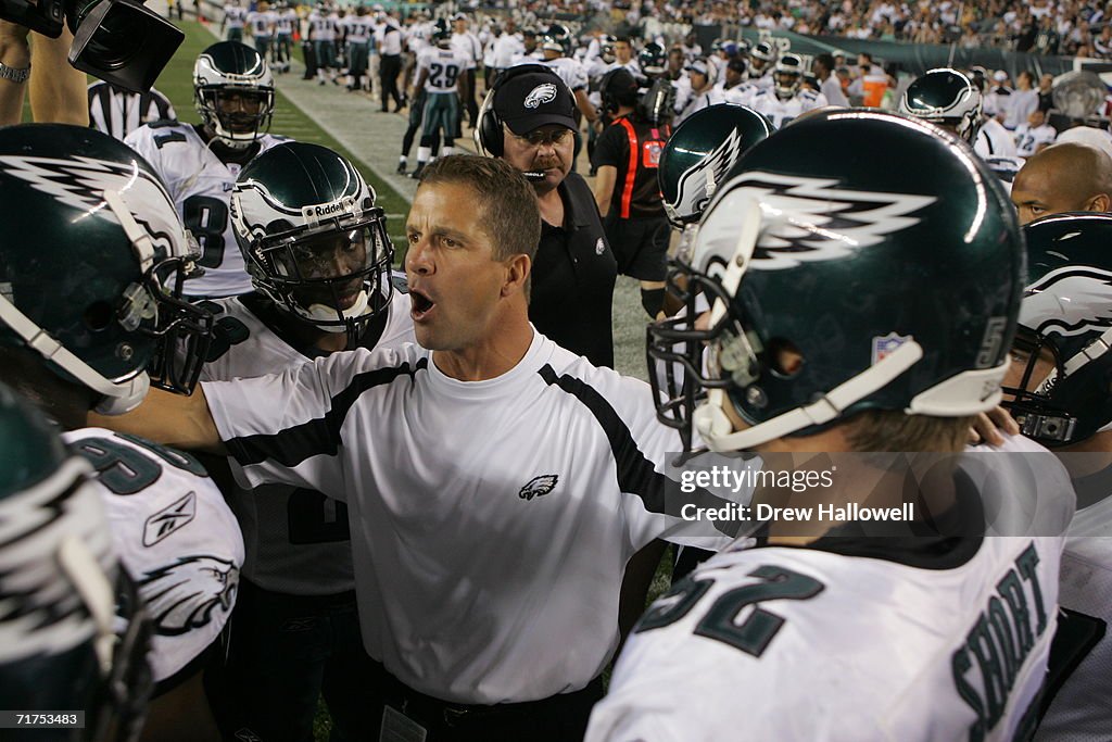 Pittsburgh Steelers v Philadelphia Eagles