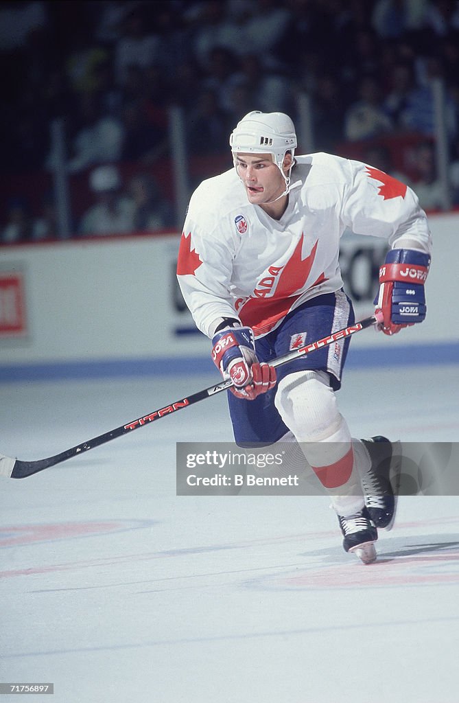 Lindros Canadian professional hockey player Eric Lindros, center for the ...