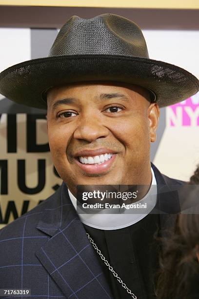 Reverend Run attends the 2006 MTV Video Music Awards at Radio City Music Hall August 31, 2006 in New York City.