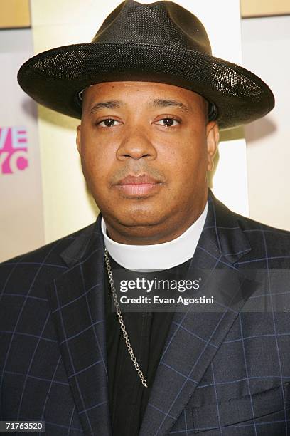 Reverend Run attends the 2006 MTV Video Music Awards at Radio City Music Hall August 31, 2006 in New York City.