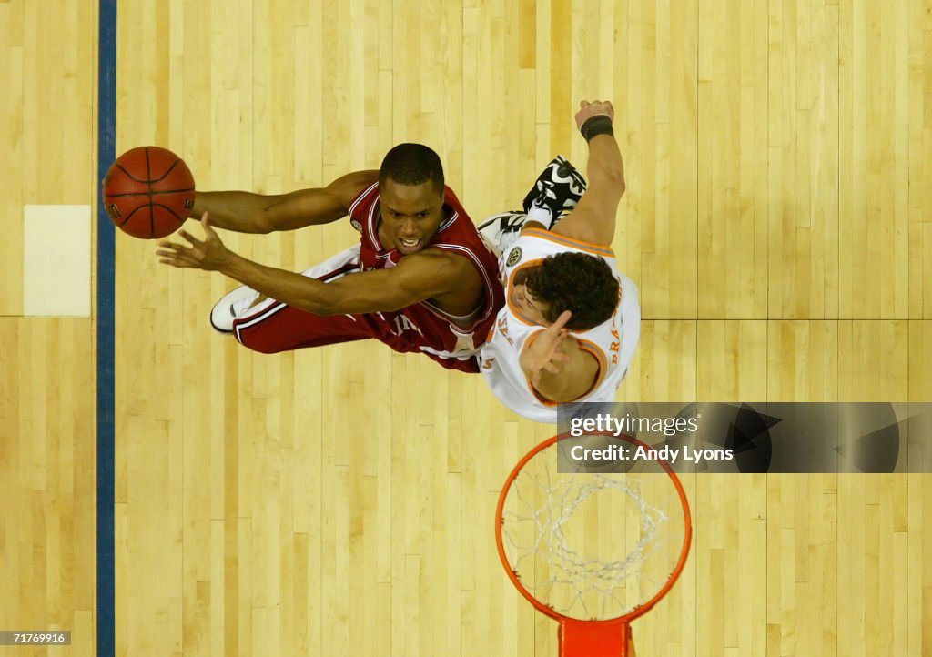 South Carolina Gamecocks v Tennessee Volunteers