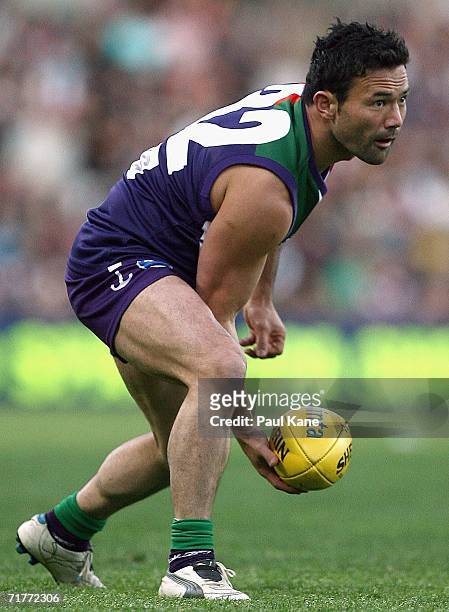 Peter Bell of the Dockers in action during the round 22 AFL match between the Fremantle Dockers and the Port Adelaide Power at Subiaco Oval September...