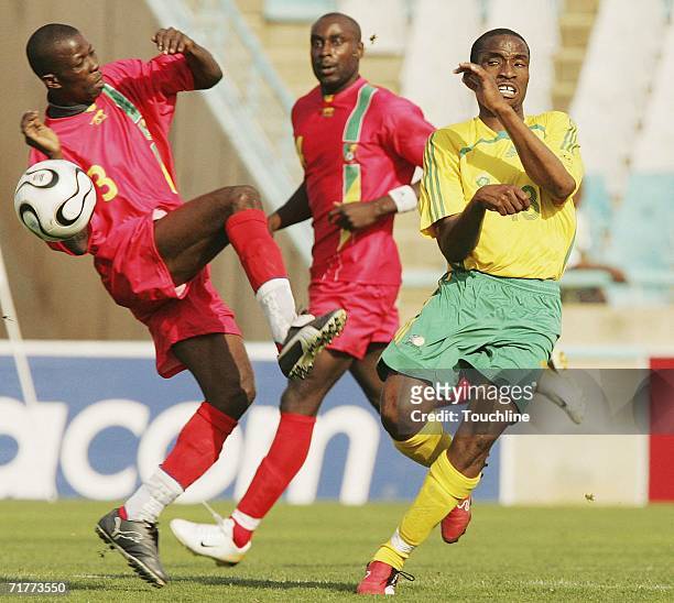 Gildes Ngo of Congo clashes with Surprise Moriri of South Africa during the African Nations Cup Qualifier between South Africa and Congo at FNB...