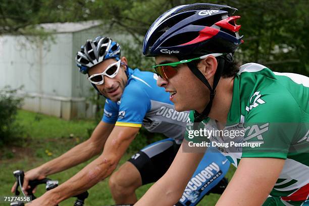 Satul Rasin 64 71747970 Stock Photos, High-Res Pictures, and Images - Getty Images