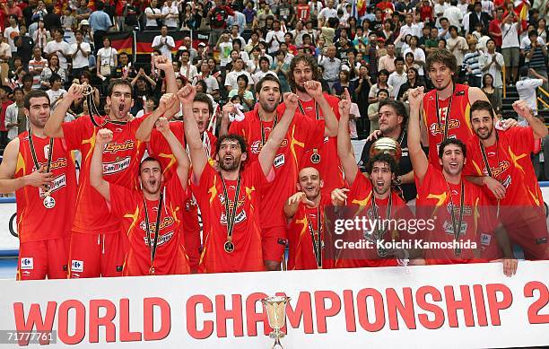 Spain celebrates after defeating Greece in the 2006 FIBA World Championship Final Round on September 3, 2006 at the Saitama Super Arena in Saitama,...