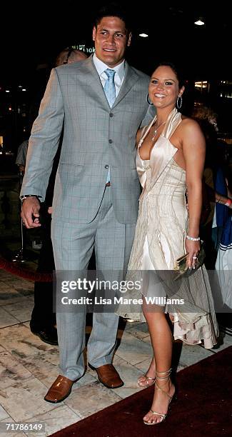 Willie Mason of the Bulldogs and his partner Claire Hellennan arrive at the Dally M Awards at Sydney Town Hall September 5, 2006 in Sydney,...