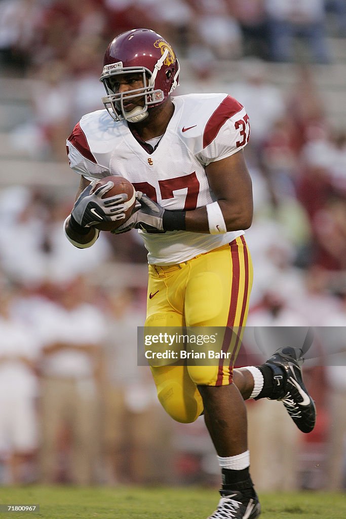 USC Trojans v Arkansas Razorbacks