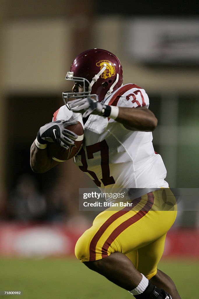 USC Trojans v Arkansas Razorbacks