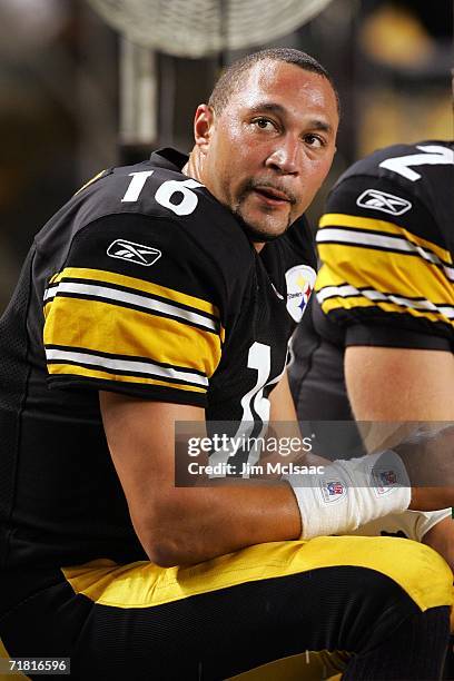 Quaterback Charlie Batch of the Pittsburgh Steelers sits on the bench during a game against the Miami Dolphins during the first game of the NFL...