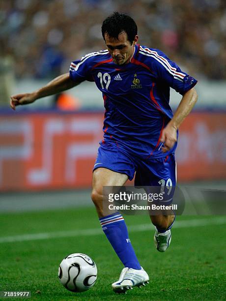 Willly Sagnol of France in action during the Euro2008 Qualifing match between France and Italy at the Stade de France on September 6, 2006 in Paris,...