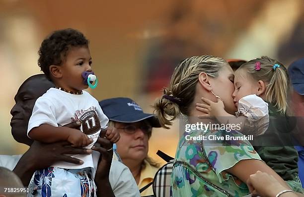 Singer Seal, Heidi Klum their son Henry and Heidi's daughter, Leni, attend the match between Amelie Mauresmo of France and Maria Sharapova of Russia...