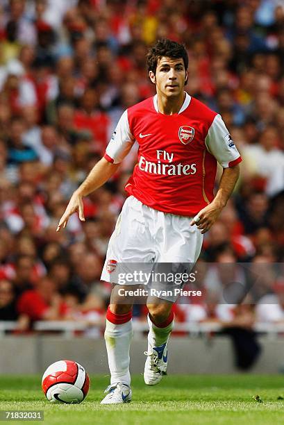 Francesc Fabregas of Arsenal runs with the ball during the Barclays Premiership match between Arsenal and Middlesbrough at The Emirates Stadium on...