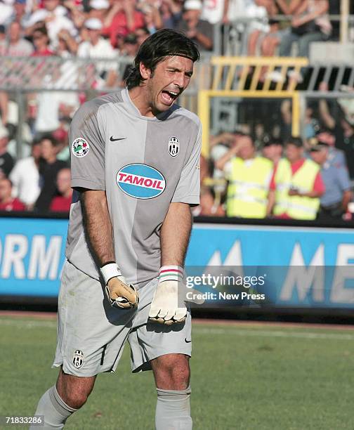 Buffon of Juventus reacts during the Serie B match between Rimini and Juventus at the Romeo Neri stadium, September 9, 2006 in Rimini, Italy.