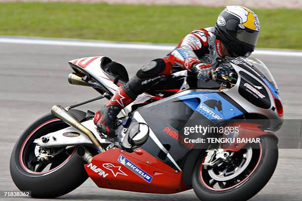 Team Roberts Racing Team Roberts Kenny Roberts Photos and Premium High Res Pictures - Getty ...