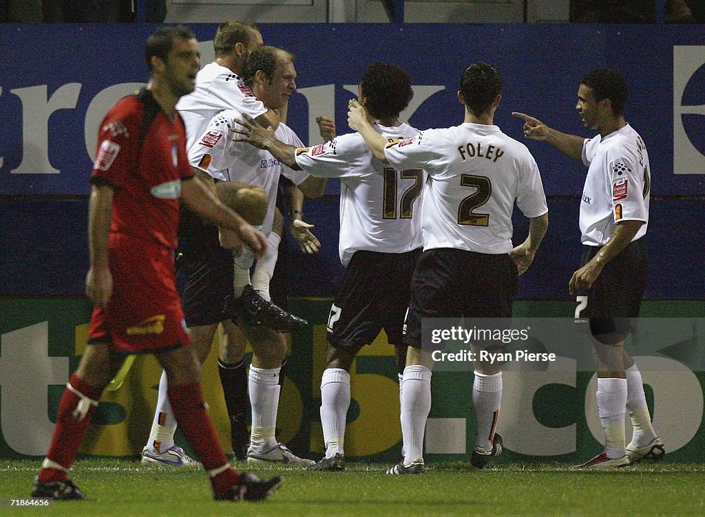 Luton Town v Colchester United