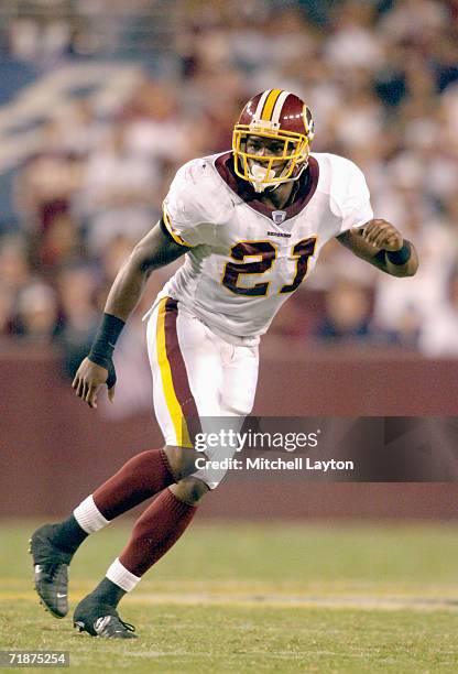 Sean Taylor of the Washington Redskins runs on the field during a football game against the Minnesota Vikings on September 11, 2006 at FedExField in...