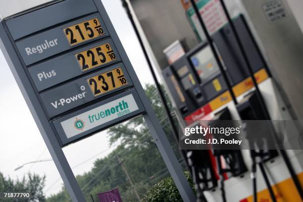 Low gas prices are advertised on September 13 at a gas station in Toledo, Ohio. Toledo currently has some of the lowest recorded gas prices in the...