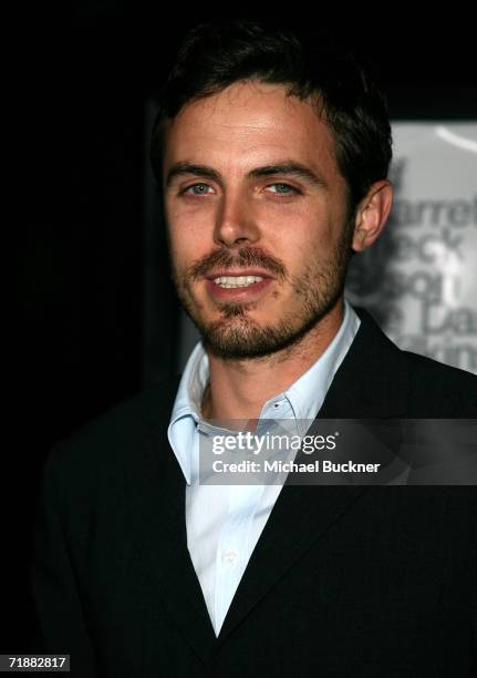 Actor Casey Affleck arrives at the premiere of Dreamwork's "The Last Kiss" at the Director's Guild of America on September 13, 2006 in Los Angeles,...