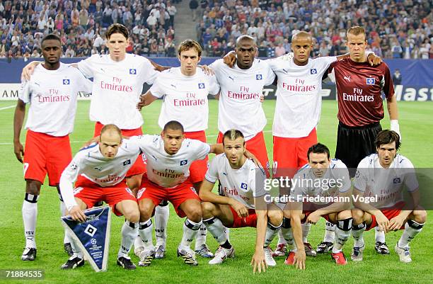 Team of Hamburg lines up before the UEFA Champions League Group G match between Hamburger SV and Arsenal at the AOL Arena on September 13, 2006 in...