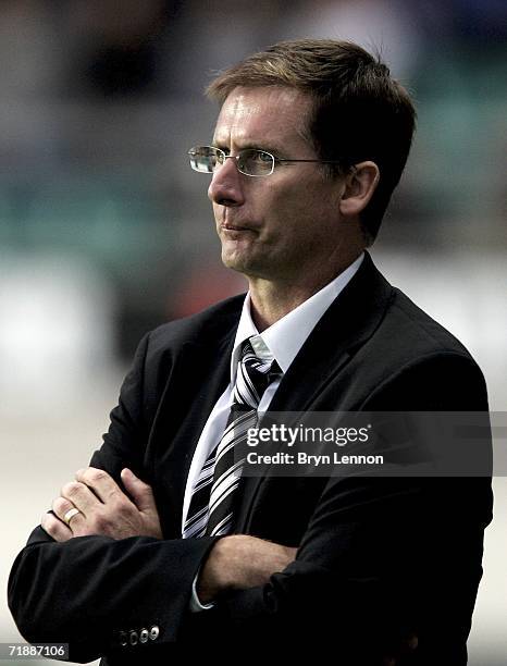 Newcastle United Manager Glenn Roeder keeps an eye on his team during the UEFA Cup first round, first leg match bewteen FC Levadia and Newcastle...