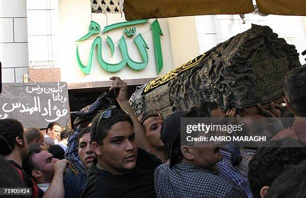 Lat Mosque Photos and Premium High Res Pictures Getty Images